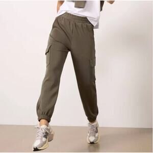 Evereve Ari Cargo Joggers Rib Knit Olive sz Small Quiet Luxury Athleisure Lounge